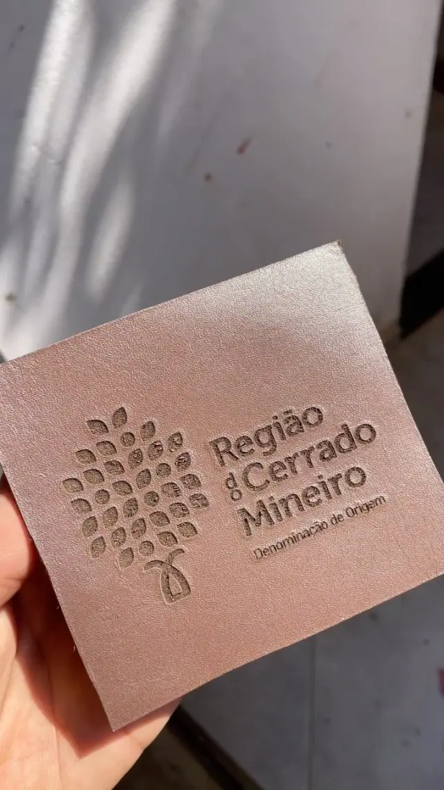 Peça personalizada com gravação da Região do Cerrado Mineiro
